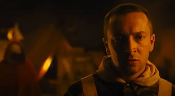 Veja o clipe da nova música, "City Walls", com a letra e a tradução!